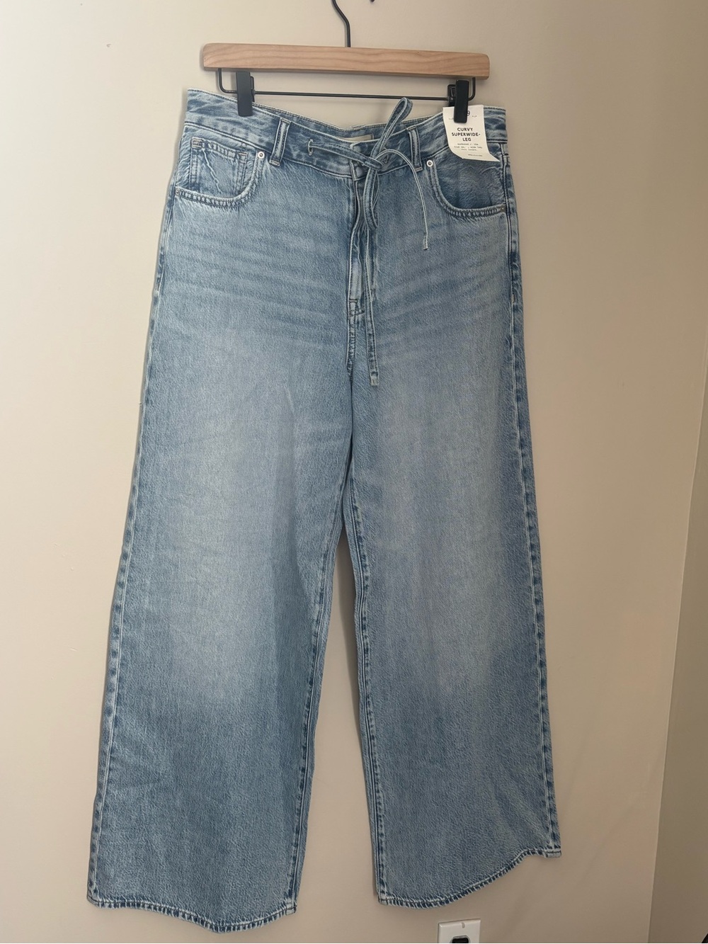 Light Blue Women's Wide-Leg Jeans - Brand - Picture 5 of 11